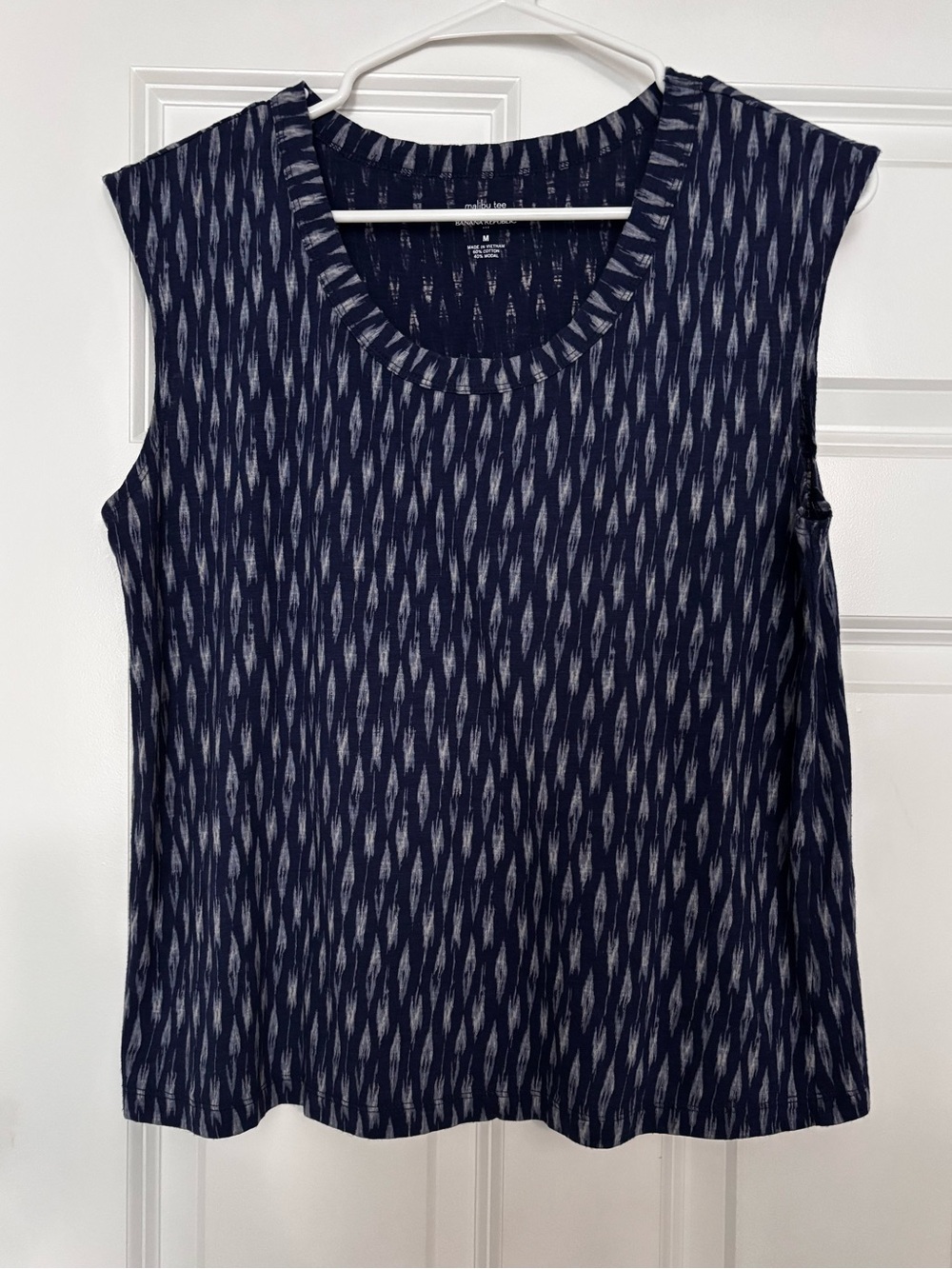 Banana Republic Malibu Tee
